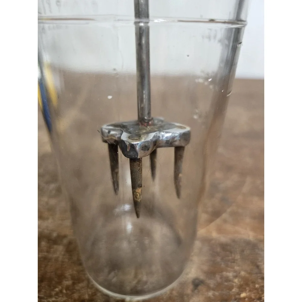 Vintage Hand Crank Glass Food Chopper Mixer Red Top Measuring Jar Kitchen